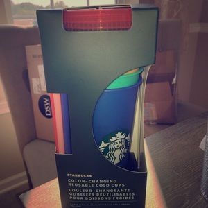 Starbucks color changing cups